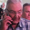 Deniz Baykal yüzerken çaldırdığı telefonunu yeniledi Deniz Baykal yüzerken çaldırdığı telefonunu yeniledi