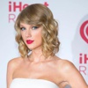 Taylor Swift'in yeni albümü, 1 milyondan fazla sattı Taylor Swift'in yeni albümü, 1 milyondan fazla sattı