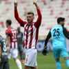 Sivasspor'un stoperi Goutas golcülerle yarışıyor