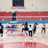 Voleybol Müsabakaları Sürüyor Voleybol Müsabakaları Sürüyor