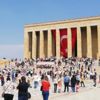 Anıtkabir'e ziyaretçi akını Anıtkabir'e ziyaretçi akını