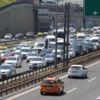 İstanbul'dan büyük göç... Trafik kilit