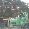 Çinli şoför rahat tavırlarıyla şaşırttı Çinli şoför rahat tavırlarıyla şaşırttı