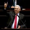 Başbakan Yıldırım’dan Bozkurt işareti açıklaması
