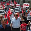 CHP’nin İzmir’den başlattığı yürüyüş sürüyor CHP’nin İzmir’den başlattığı yürüyüş sürüyor