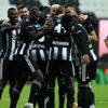 Beşiktaş rakiplerinin ikramını geri çevirmedi