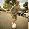 Çağatay Ulusoy’dan kaykay şov Çağatay Ulusoy’dan kaykay şov