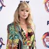 Taylor Swift e eski şarkılarını seslendirme yasağı!