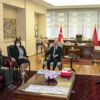 CHP lideri Kılıçdaroğlu, İngiltere'nin Ankara Büyükelçisi Chilcott'u konuk etti CHP lideri Kılıçdaroğlu, İngiltere'nin Ankara Büyükelçisi Chilcott'u konuk etti