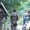 10 bin polisle örgüt yuvalarına baskın 10 bin polisle örgüt yuvalarına baskın