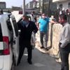 Muhtar mahallelinin ekmek ihtiyacını karşılıyor