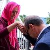 Ordu Valisi Yavuz, Kıbrıs şehidinin eşini ziyaret ... Ordu Valisi Yavuz, Kıbrıs şehidinin eşini ziyaret ...