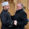 Dünyaca ünlü müzisyen Yusuf İslam'ın medya danışmanı Cambridge Camisi'nde Müslüman oldu Dünyaca ünlü müzisyen Yusuf İslam'ın medya danışmanı Cambridge Camisi'nde Müslüman oldu