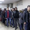 İş kuyruğundakiler merdivenlere sığmadı