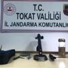 Defineciler kazdıkları çukurda yakalandı Defineciler kazdıkları çukurda yakalandı