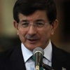 Davutoğlu canlı yayında soruları cevaplıyor Davutoğlu canlı yayında soruları cevaplıyor