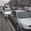 Yola mazot döküldü, 15 araç birbirine girdi Yola mazot döküldü, 15 araç birbirine girdi