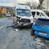 Ambulans ile otomobil çarpıştı: 4 yaralı Ambulans ile otomobil çarpıştı: 4 yaralı