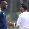 İlk fırça Emenike'ye İlk fırça Emenike'ye