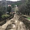 Büyükşehir yağışlardan zarar gören yolları onardı Büyükşehir yağışlardan zarar gören yolları onardı