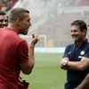 Podolski ve Sneijder hasret giderdi Podolski ve Sneijder hasret giderdi