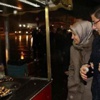 Davutoğlu eşi ile fotoğrafını Instagram'dan paylaştı Davutoğlu eşi ile fotoğrafını Instagram'dan paylaştı