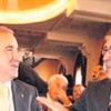 Turgay Kıran'dan Aysal'a çilekli pasta göndermesi
