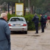 Kavga eden öğrenciler polisi taşladı Kavga eden öğrenciler polisi taşladı