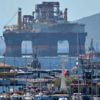 Dev petrol arama platformu Çanakkale Boğazı'ndan geçti