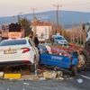 Uşak’ta trafik kazası: 1'i çocuk 4 yaralı Uşak’ta trafik kazası: 1'i çocuk 4 yaralı