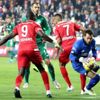 İlk yarı sessiz bitti İlk yarı sessiz bitti