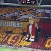 Dev derbi öncesi Galatasaray'dan müthiş koreografi! Dev derbi öncesi Galatasaray'dan müthiş koreografi!