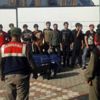 Van'da 67 düzensiz göçmen yakalandı Van'da 67 düzensiz göçmen yakalandı