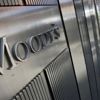 Moody's İngiltere'nin kredi notunu indirdi