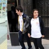 Çocuklarını okula davulla gönderdi Çocuklarını okula davulla gönderdi