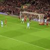 Kompany City’i Anfield’de Öne Geçiriyor Kompany City’i Anfield’de Öne Geçiriyor