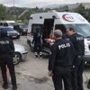 Karabük'te adliye çıkışında kavga Karabük'te adliye çıkışında kavga