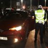 İstanbul'da İl Emniyet Müdürlüğü'ne bağlı ekiplerce, 39 ilçede denetimler yapılıyor İstanbul'da İl Emniyet Müdürlüğü'ne bağlı ekiplerce, 39 ilçede denetimler yapılıyor