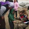 Malatya'da jandarma depremzede çocukları yalnız bırakmadı