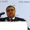 Turgut Özal partisini tanıttı Turgut Özal partisini tanıttı