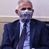 Dr. Fauci: ABD'de sağlıklı kişiler Nisan'a kadar aşı olmayı beklemesin
