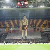Galatasaray tribünlerinden müthiş koreografi