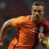 Podolski oyundan çıkarken hocasına trip attı