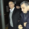 Gözlerini meclise mi diktiler?