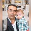 Avukat baba bebeğiyle adliyede Avukat baba bebeğiyle adliyede