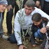 TBB Başkanı köylülerle zeytin fidanı dikti!