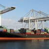 Dış ticaret açığı azaldı