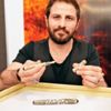 'Kalem değil yazı yazan mücevher' 'Kalem değil yazı yazan mücevher'