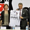 Yeni sponsorla imzalar atıldı Yeni sponsorla imzalar atıldı