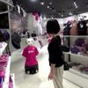 Sosyal mesafeye uymayanları robot uyarıyor Sosyal mesafeye uymayanları robot uyarıyor